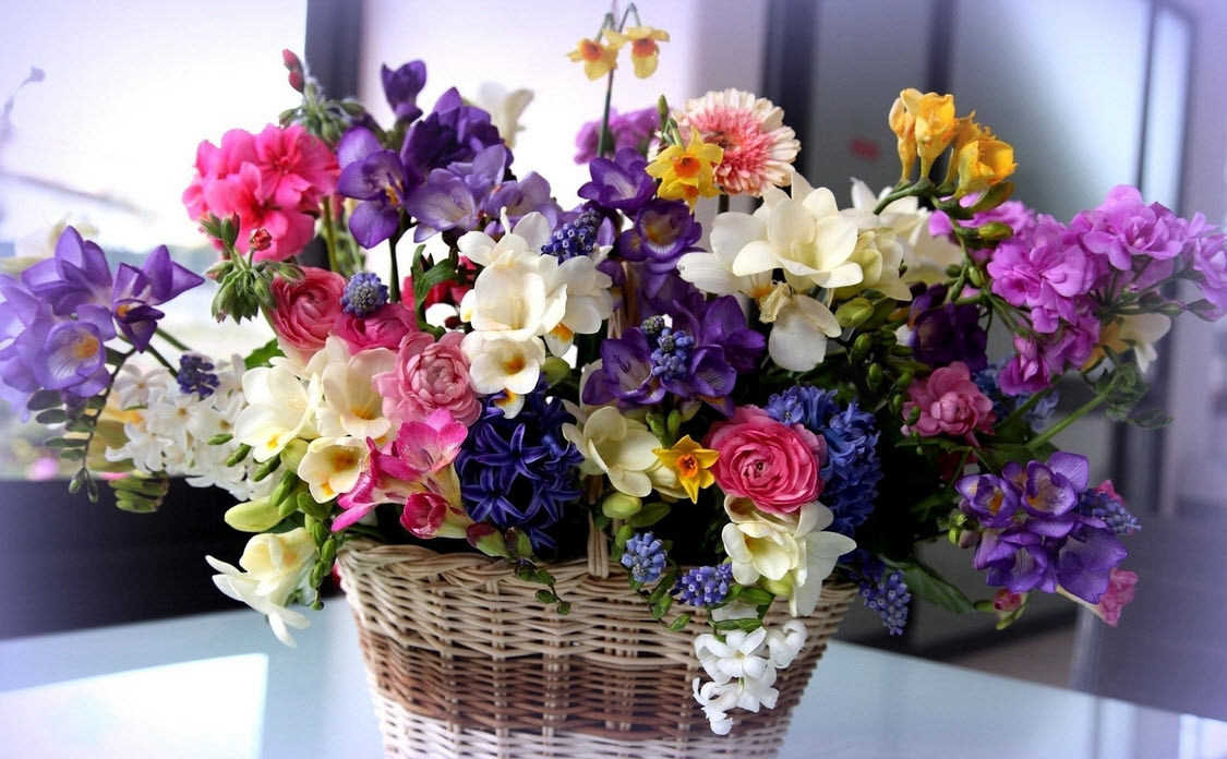 Компоновка цветов в вазе