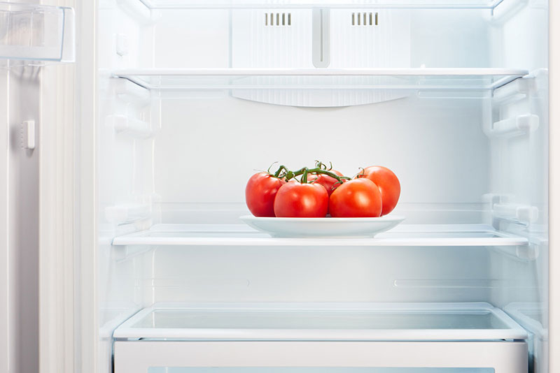 помидоры в холодильнике